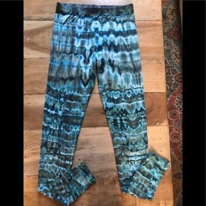 Blue Gecko: Tie Dye Leggings